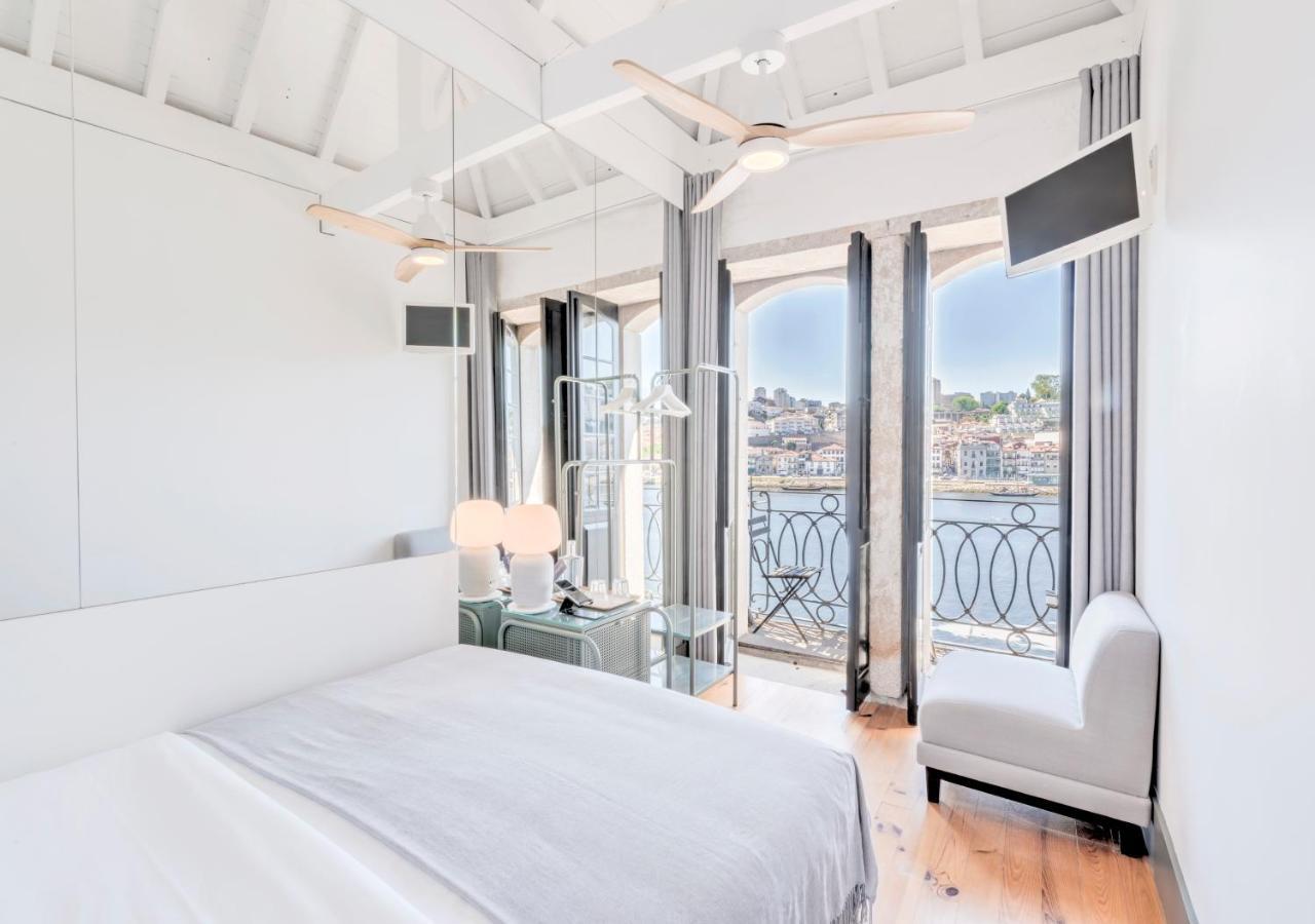 Oporto Street Fonte Taurina - Riverfront Suites (Adults Only) ภายนอก รูปภาพ