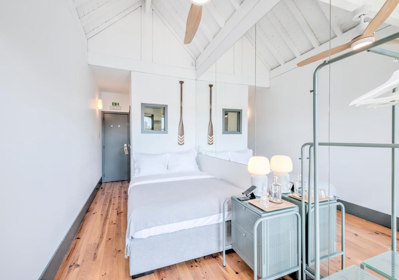 Oporto Street Fonte Taurina - Riverfront Suites (Adults Only) ภายนอก รูปภาพ