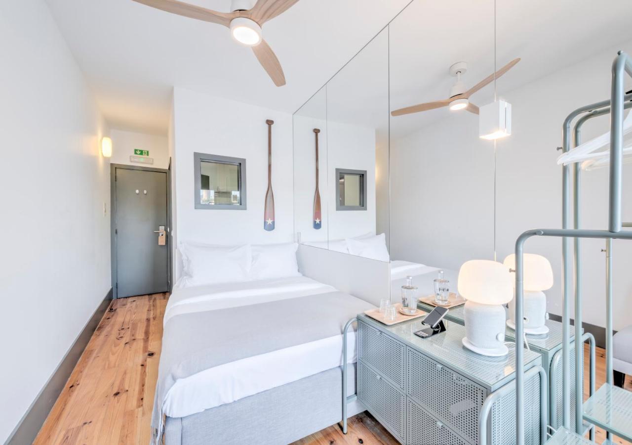 Oporto Street Fonte Taurina - Riverfront Suites (Adults Only) ภายนอก รูปภาพ