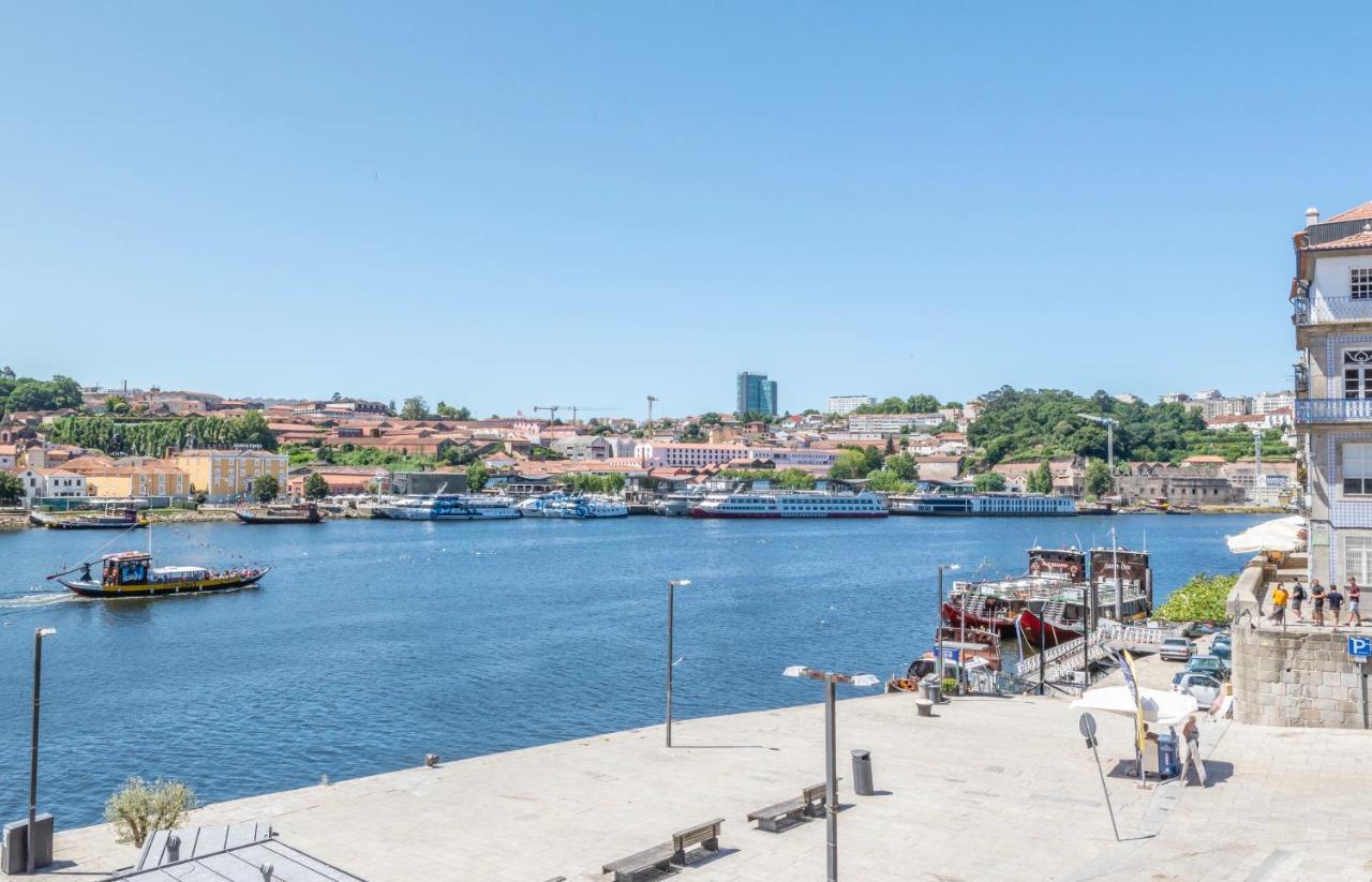 Oporto Street Fonte Taurina - Riverfront Suites (Adults Only) ภายนอก รูปภาพ