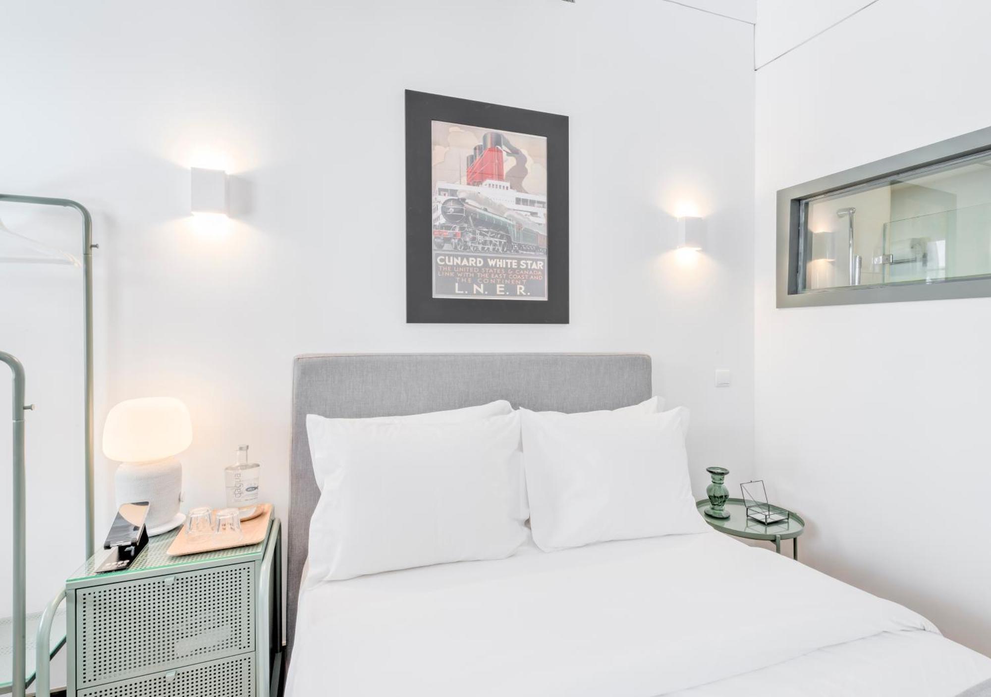 Oporto Street Fonte Taurina - Riverfront Suites (Adults Only) ห้อง รูปภาพ