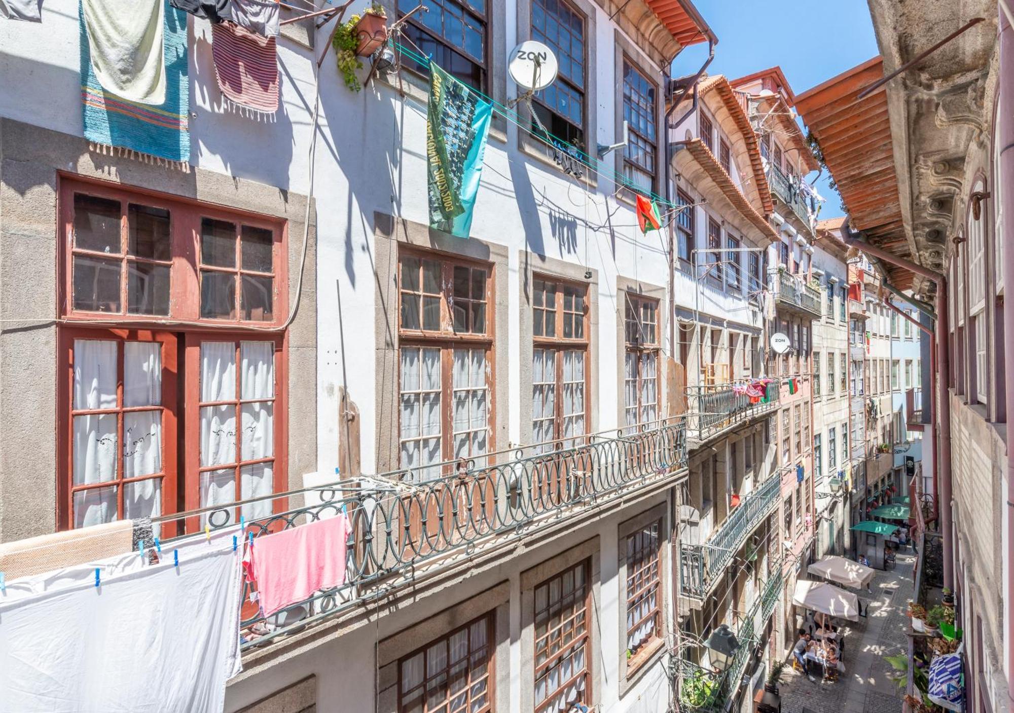 Oporto Street Fonte Taurina - Riverfront Suites (Adults Only) ห้อง รูปภาพ