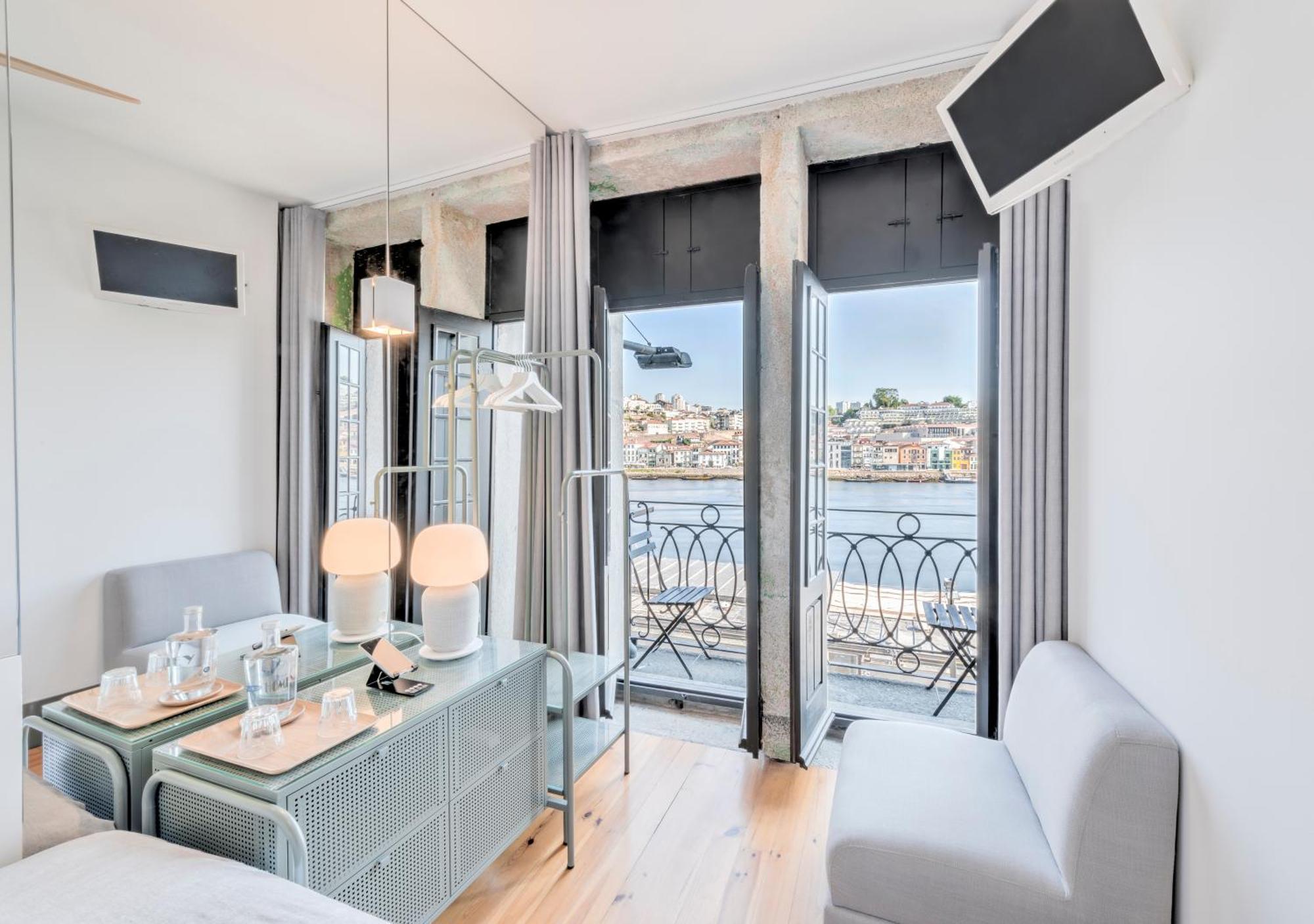 Oporto Street Fonte Taurina - Riverfront Suites (Adults Only) ห้อง รูปภาพ